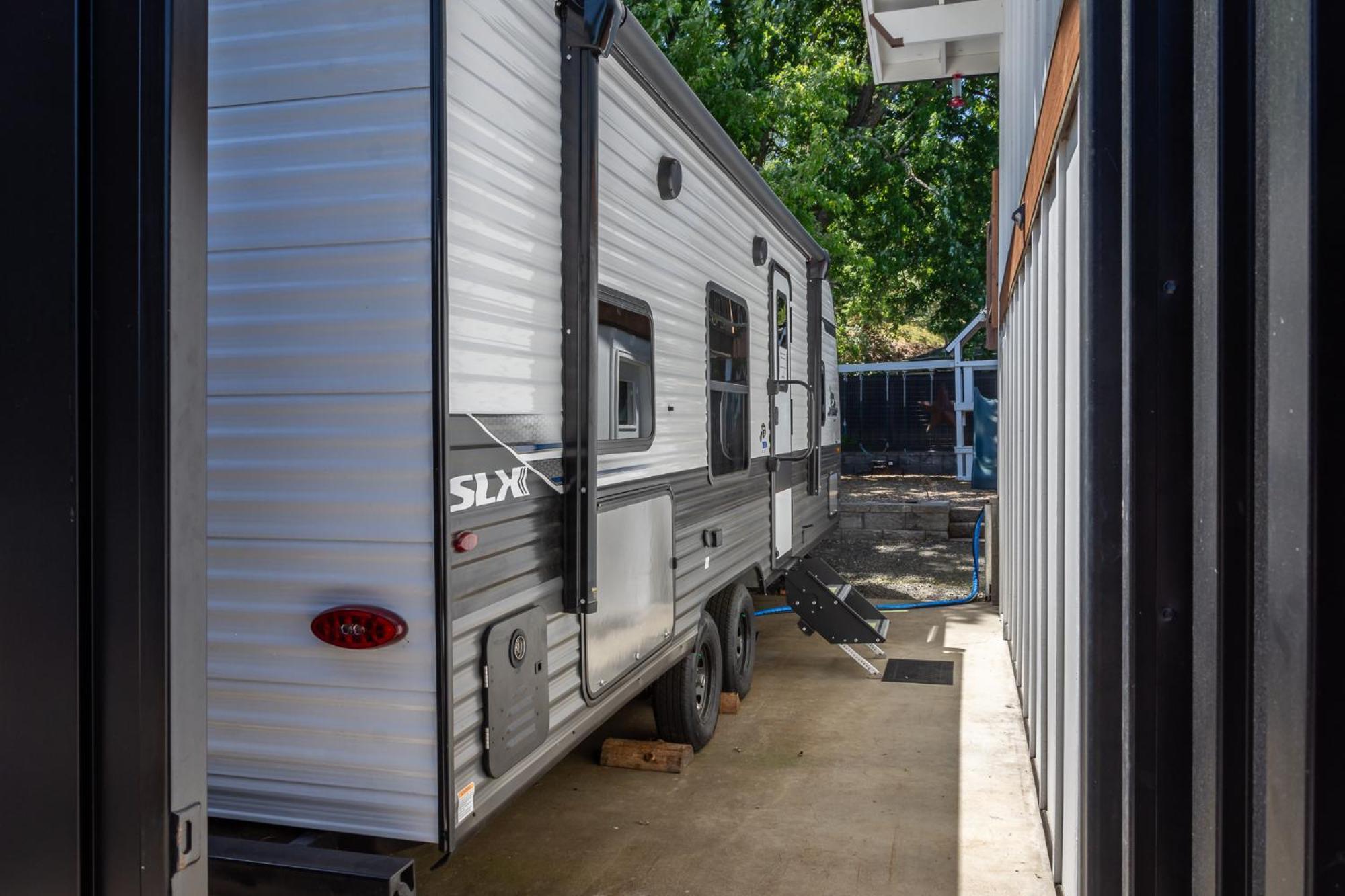 מלון Chic Rv Retreat, Stunning Yard In רוזבורג מראה חיצוני תמונה